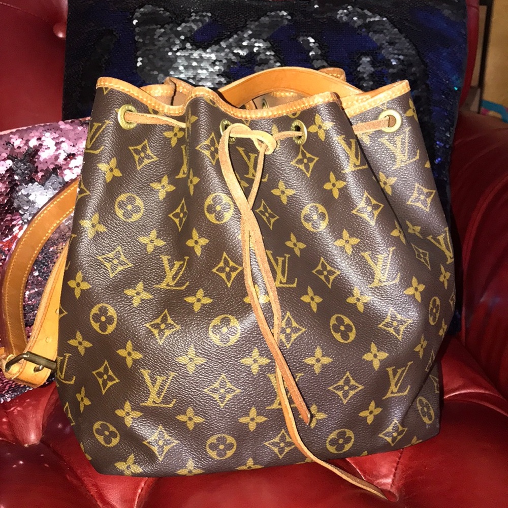 Petite Noe ShoulderBag